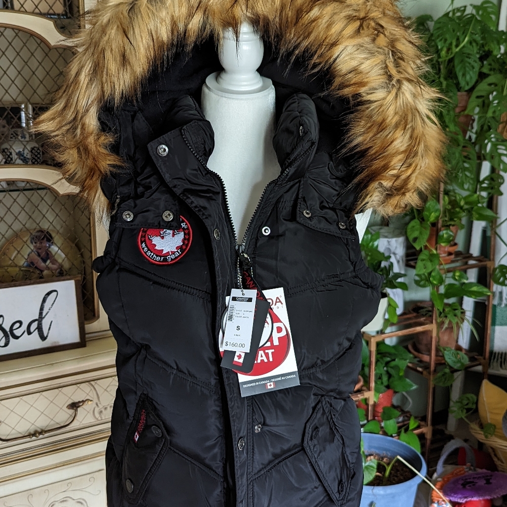 Canada Weather Gear Vest